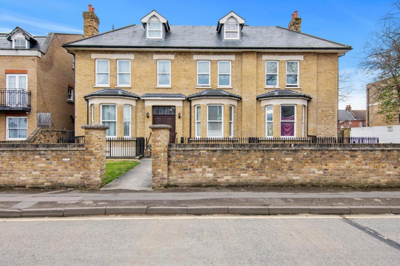 The Roost Group - Bedford House Apartments Gravesend Buitenkant foto